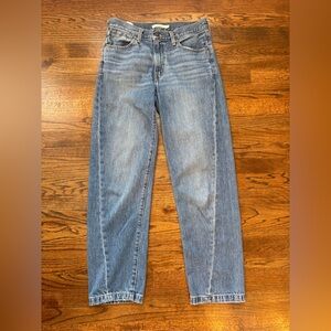 Levi's '94 baggy straight jeans medium wash size 27